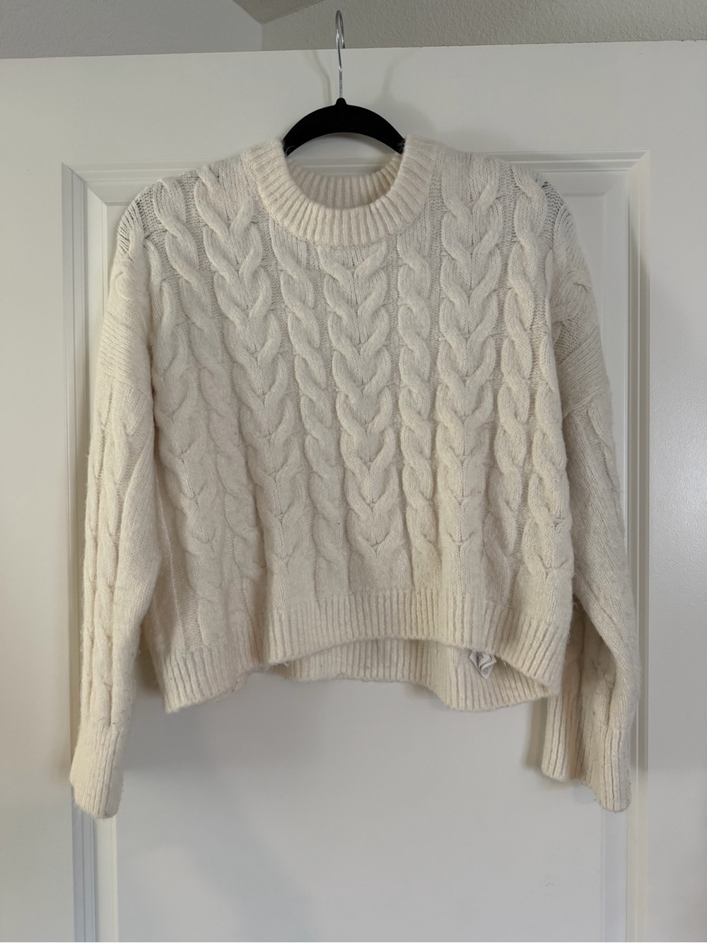 Abercrombie & Fitch Cream Cable-Knit Crewneck Sweater